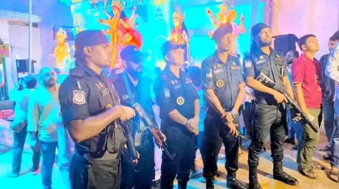 কক্সবাজার শহরের পূজা মন্ডপগুলোতে র‍্যাবের নিরাপত্তা জোরদার